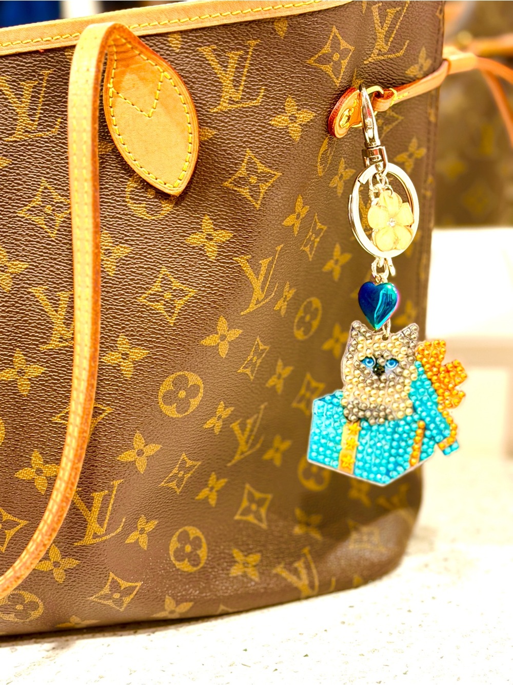 Diamond Painted Cat Keychain – Sealed with Premium Charms & Crystal Accents - Picture 5 of 9